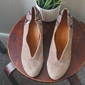 CHIE MIHARA snakeskin and suede shoes 38 NWOT